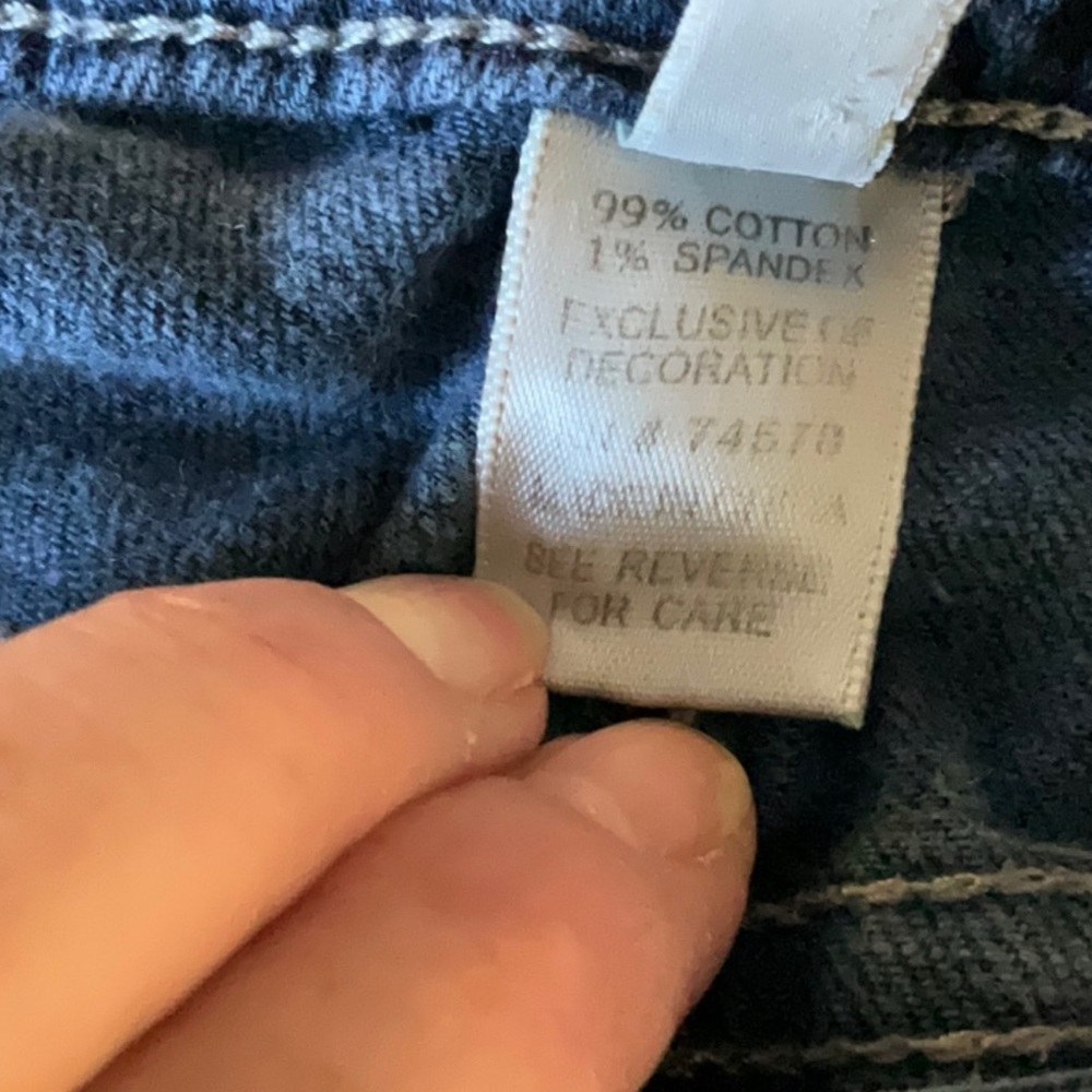 Cache Jeans - Picture 4 of 5